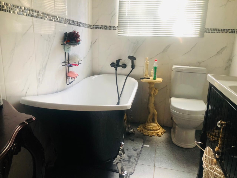 3 Bedroom Property for Sale in Oos Einde North West